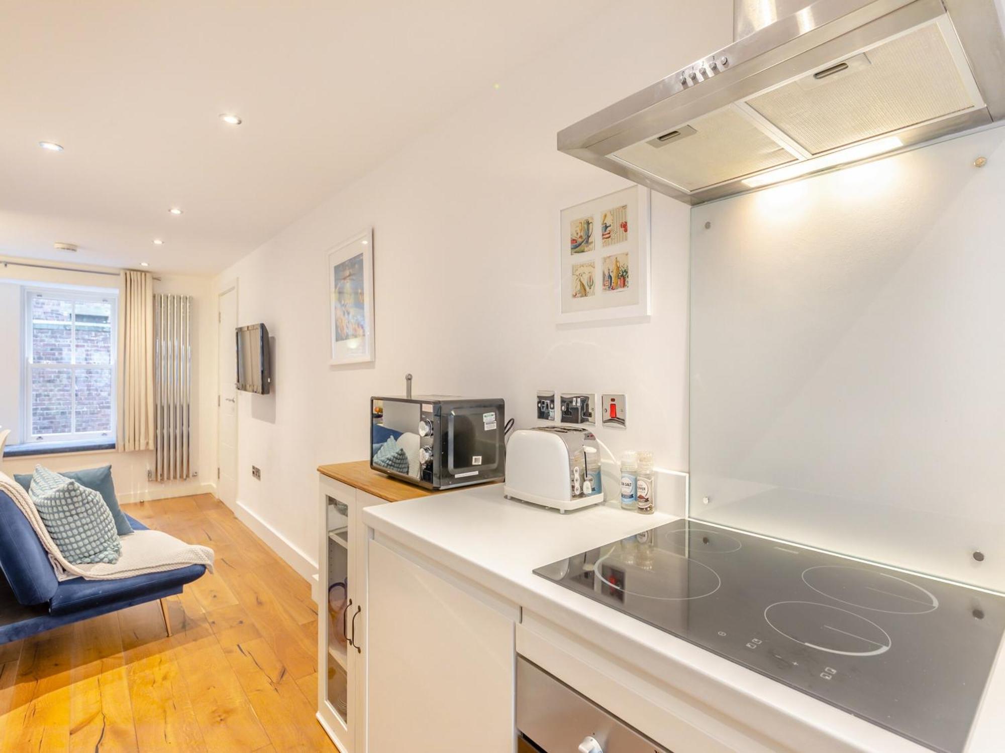 Town Square Apartment - Uk45611 アニック エクステリア 写真